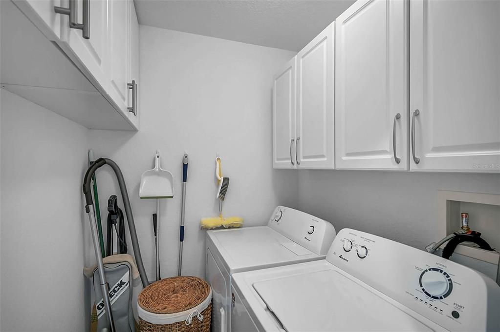 Active With Contract: $609,000 (3 beds, 2 baths, 1447 Square Feet)