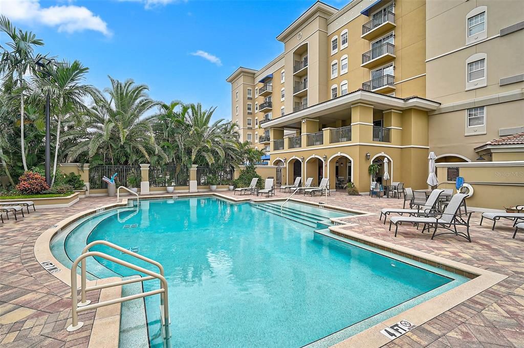 Active With Contract: $609,000 (3 beds, 2 baths, 1447 Square Feet)