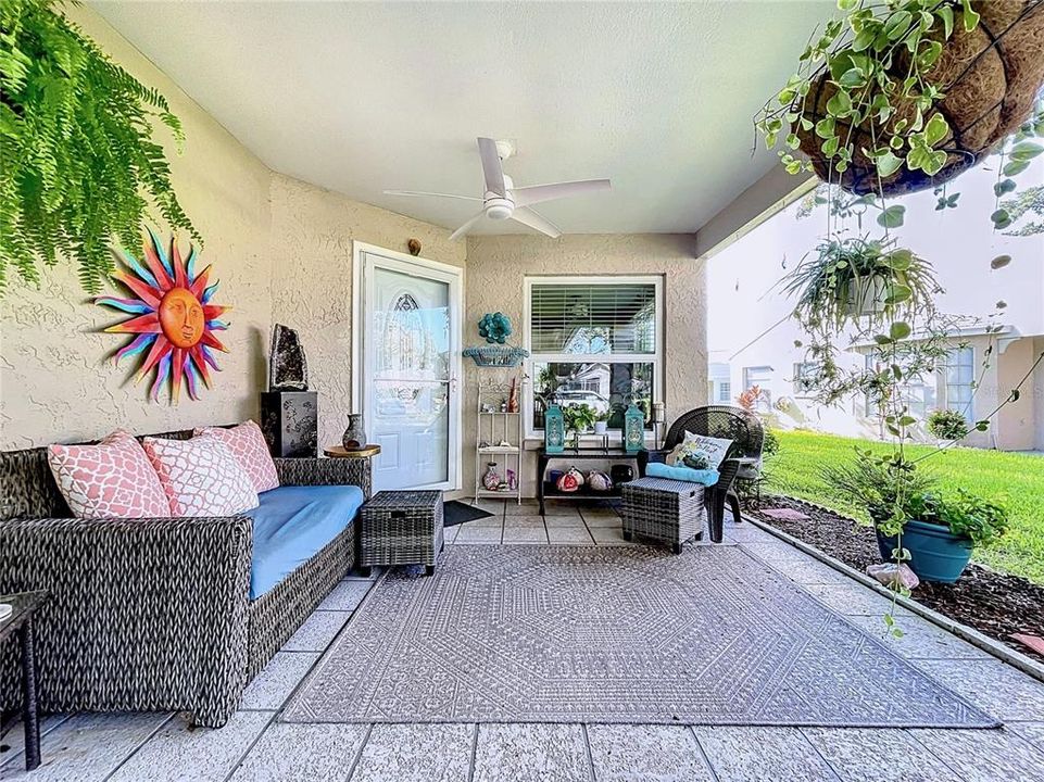 Под контрактом: $219,999 (2 спален, 2 ванн, 1135 Квадратных фут)