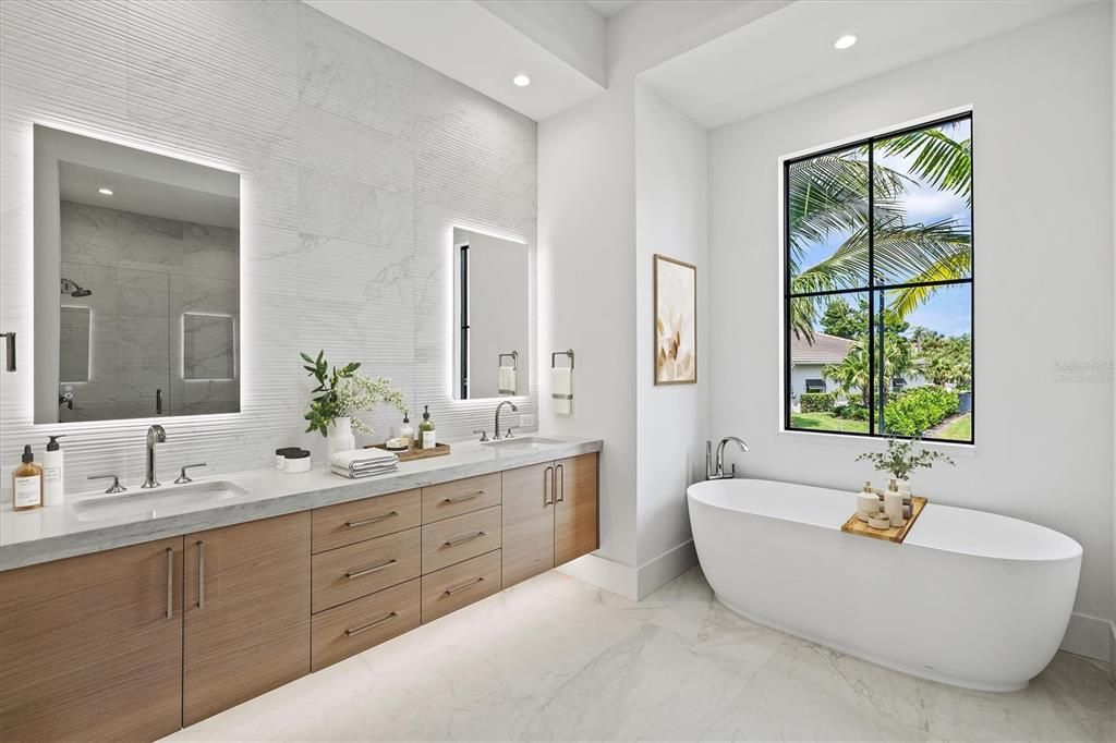 待售: $5,650,000 (4 贝兹, 4 浴室, 3737 平方英尺)