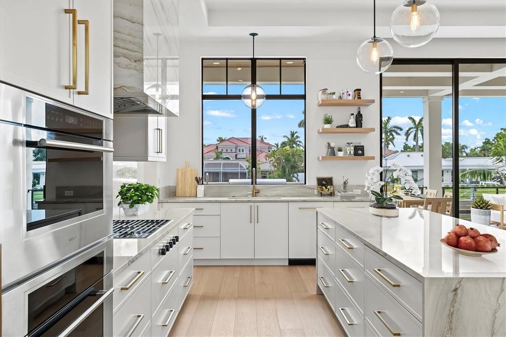 待售: $5,650,000 (4 贝兹, 4 浴室, 3737 平方英尺)