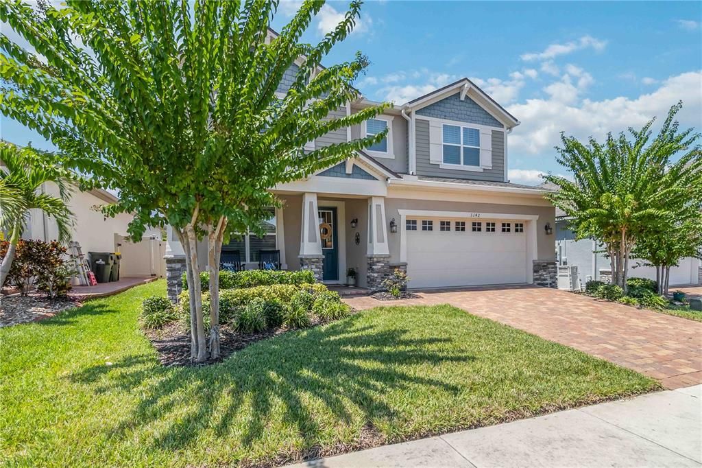 Active With Contract: $589,900 (3 beds, 2 baths, 2412 Square Feet)