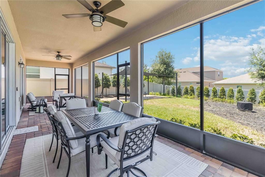 Active With Contract: $589,900 (3 beds, 2 baths, 2412 Square Feet)