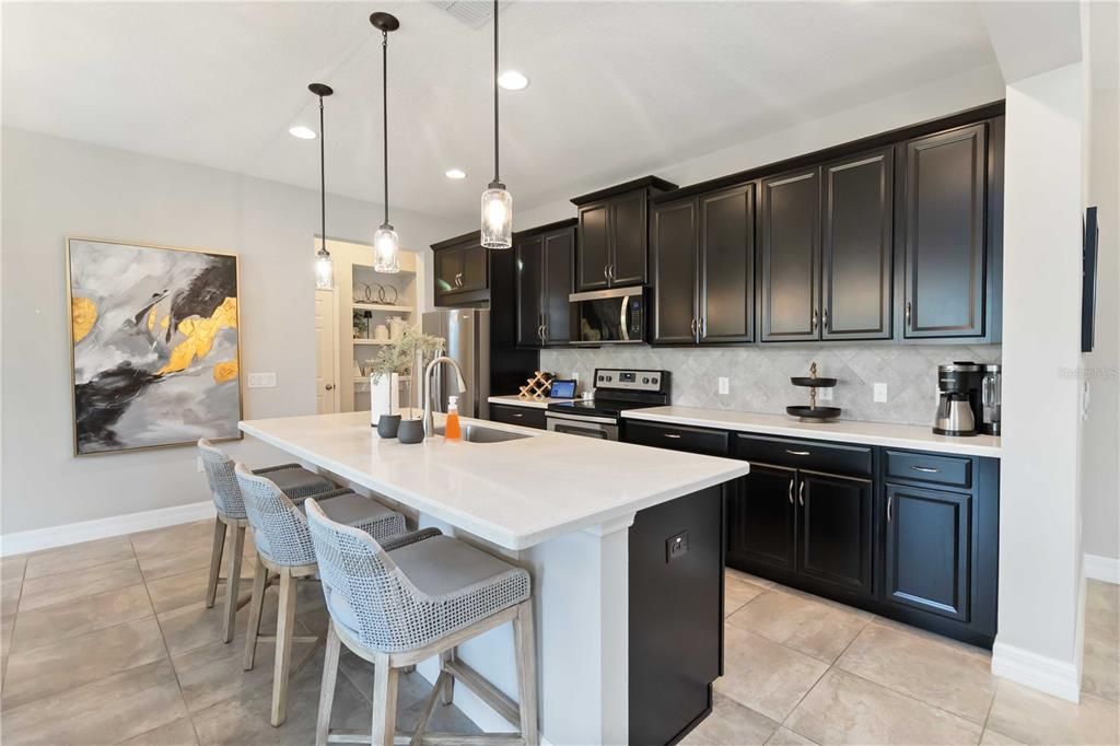 Active With Contract: $589,900 (3 beds, 2 baths, 2412 Square Feet)