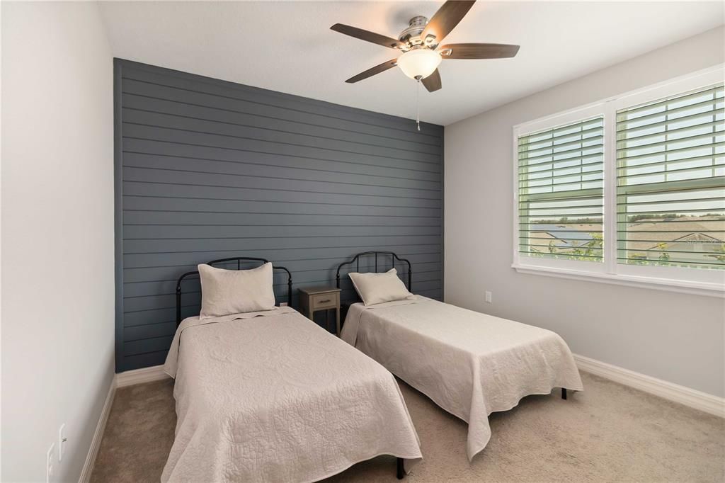 Active With Contract: $589,900 (3 beds, 2 baths, 2412 Square Feet)