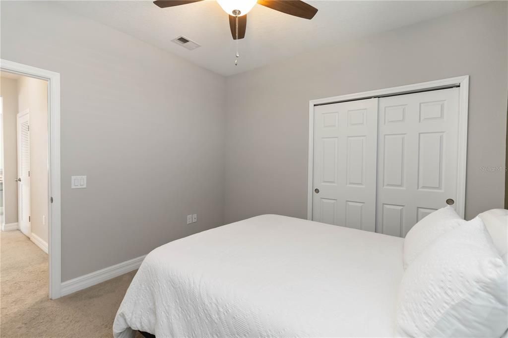 Active With Contract: $589,900 (3 beds, 2 baths, 2412 Square Feet)