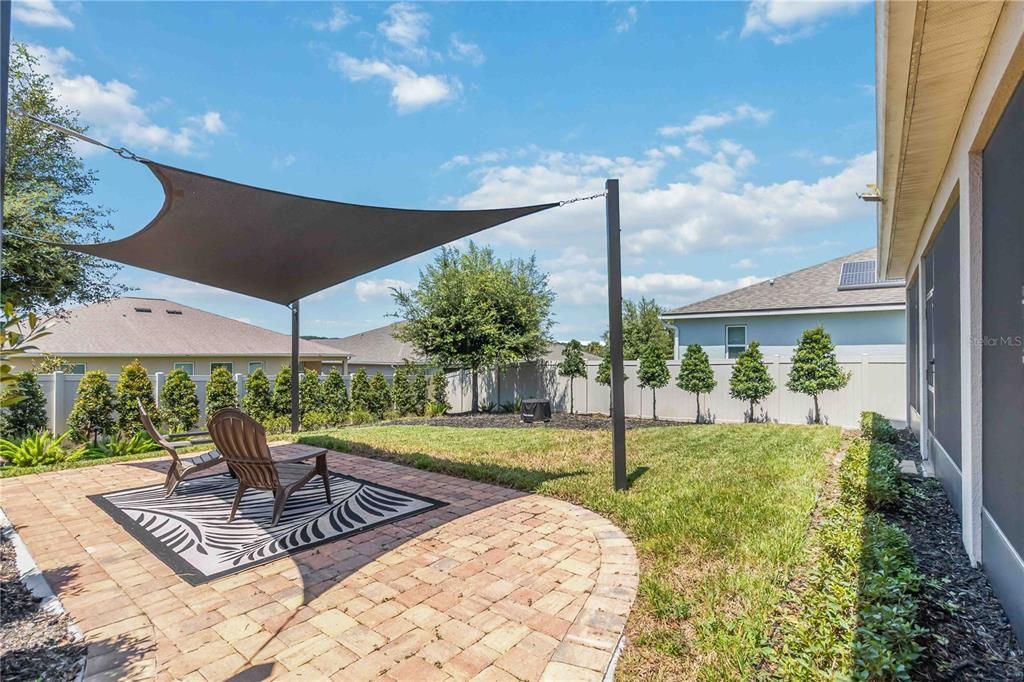 Active With Contract: $589,900 (3 beds, 2 baths, 2412 Square Feet)