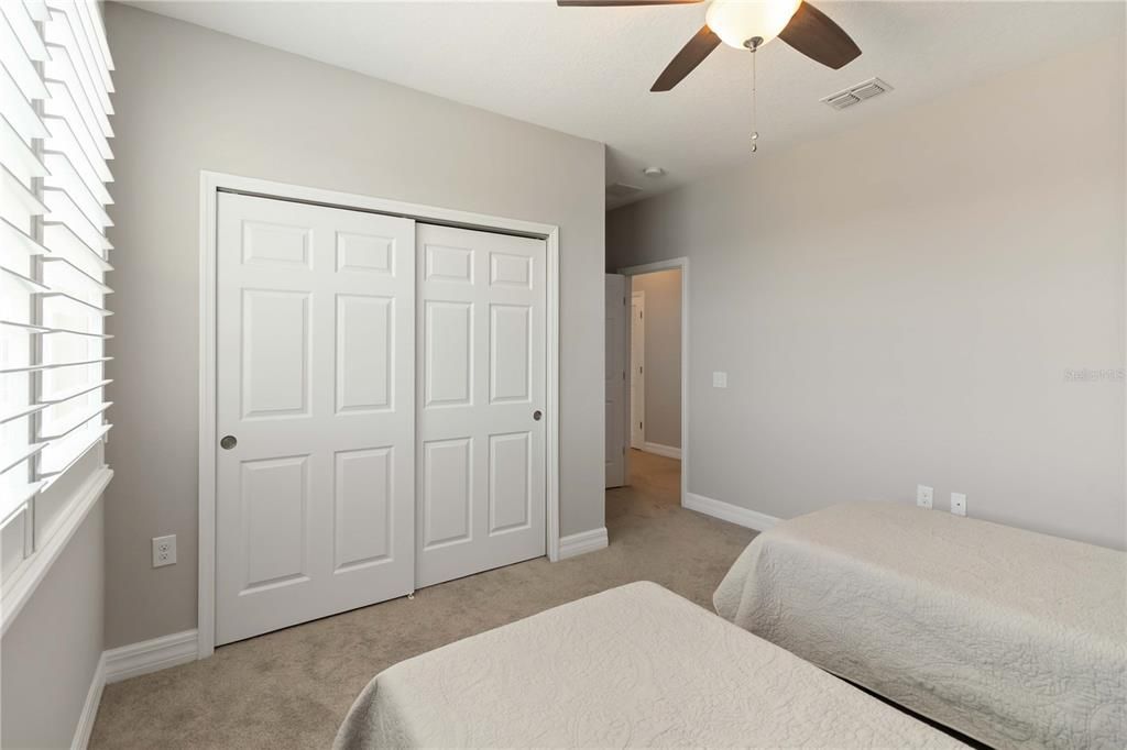 Active With Contract: $589,900 (3 beds, 2 baths, 2412 Square Feet)