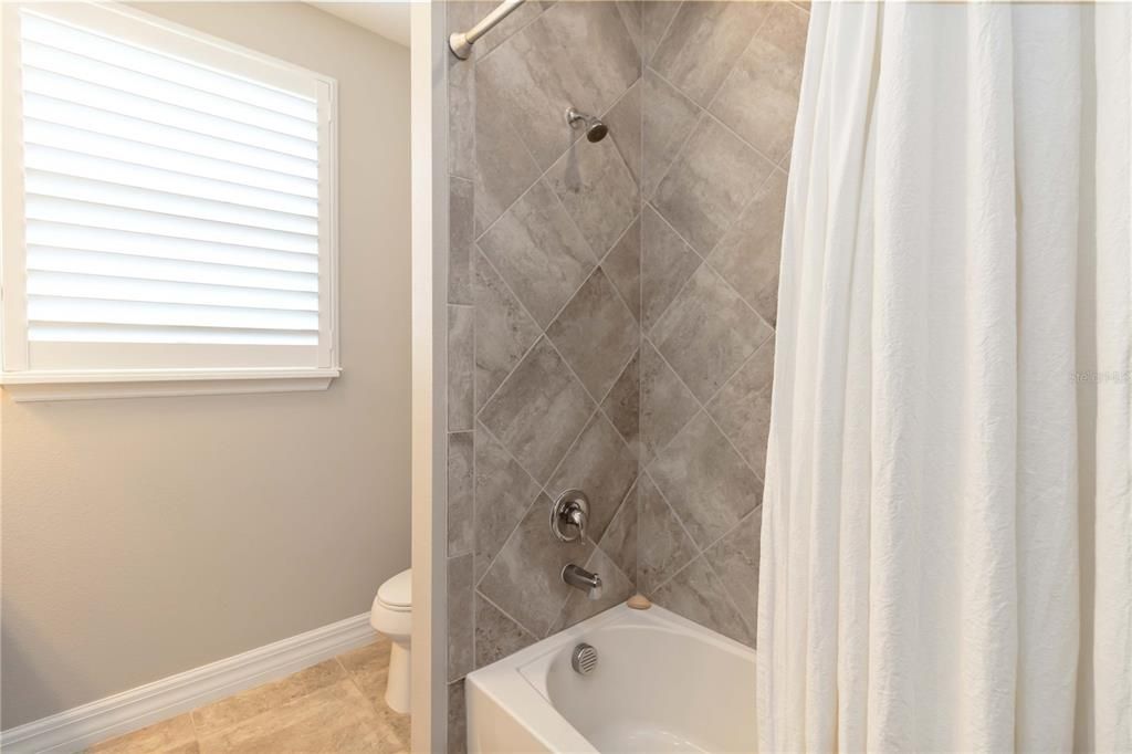 Active With Contract: $589,900 (3 beds, 2 baths, 2412 Square Feet)