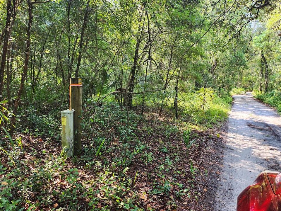 待售: $11,500 (0.23 acres)