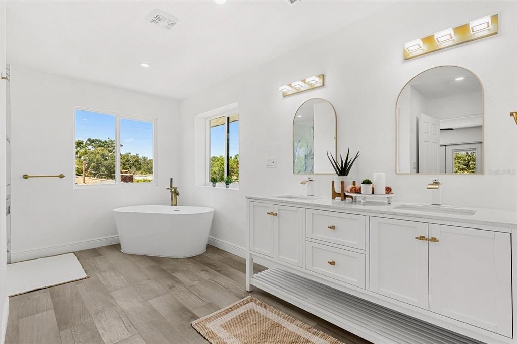 For Sale: $1,900,000 (4 beds, 4 baths, 3477 Square Feet)