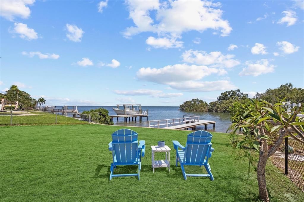 For Sale: $1,900,000 (4 beds, 4 baths, 3477 Square Feet)