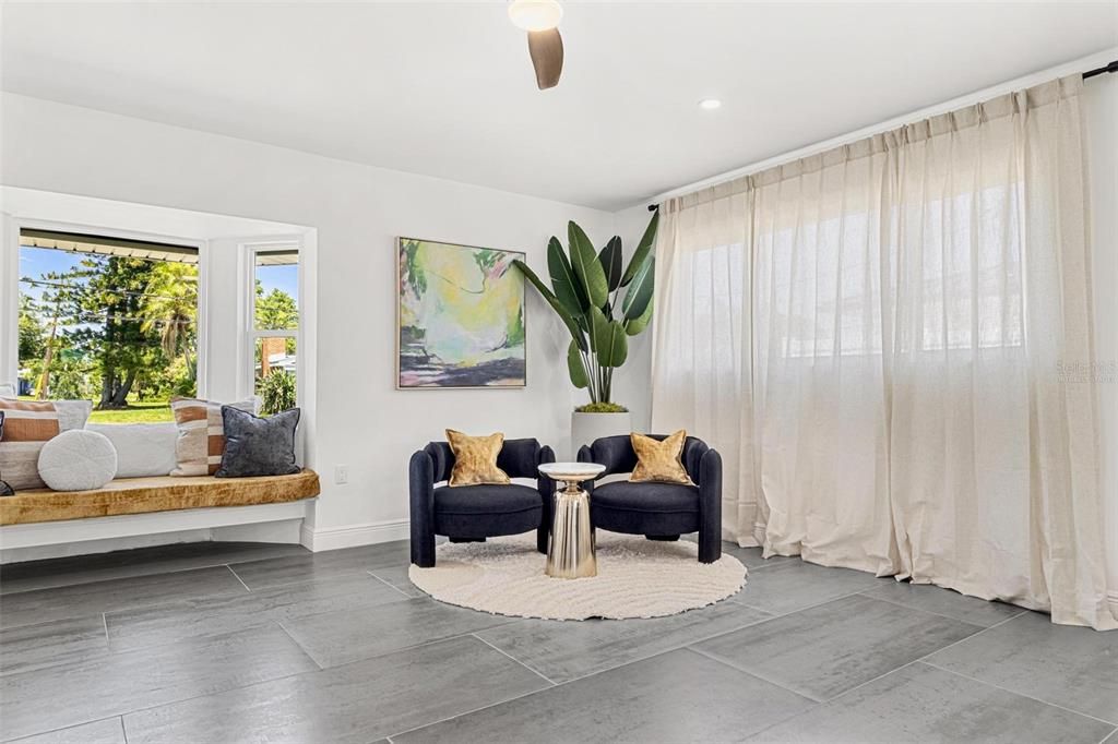 For Sale: $1,900,000 (4 beds, 4 baths, 3477 Square Feet)