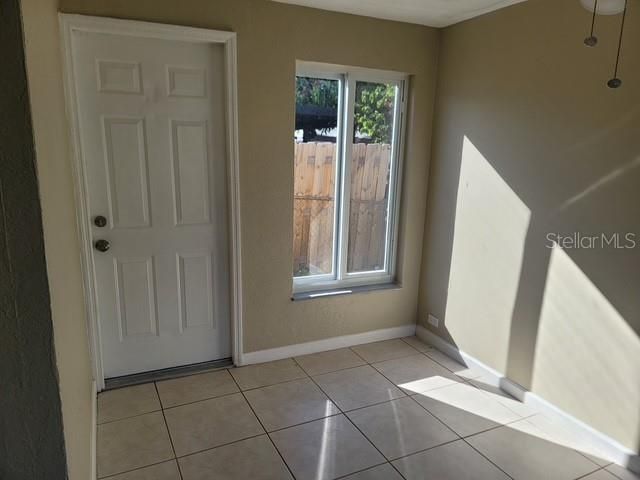 待售: $510,000 (3 贝兹, 2 浴室, 1137 平方英尺)