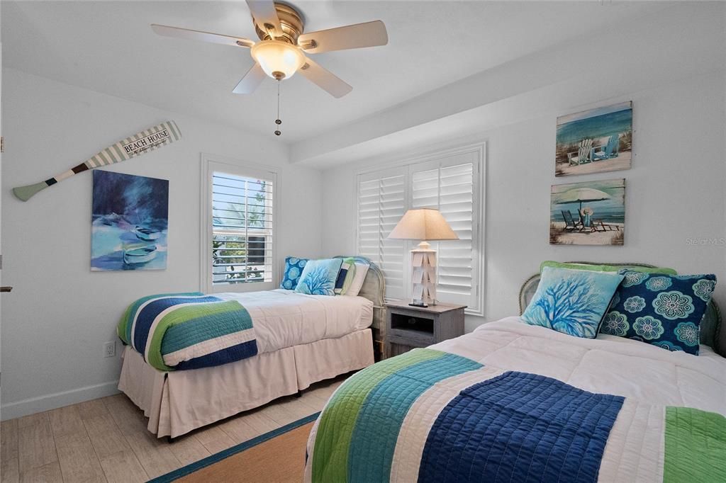 合同活跃: $7,490,000 (10 贝兹, 0 浴室, 6612 平方英尺)