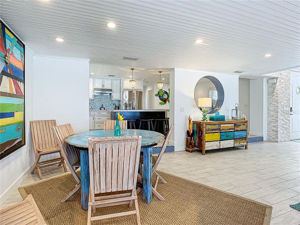 合同活跃: $7,490,000 (10 贝兹, 0 浴室, 6612 平方英尺)