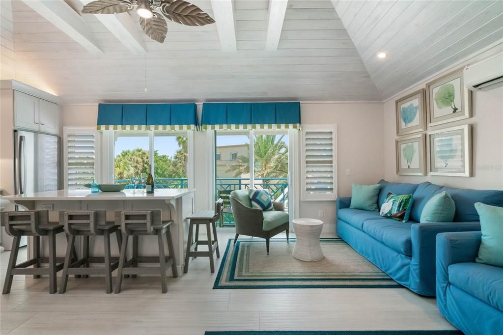 合同活跃: $7,490,000 (10 贝兹, 0 浴室, 6612 平方英尺)