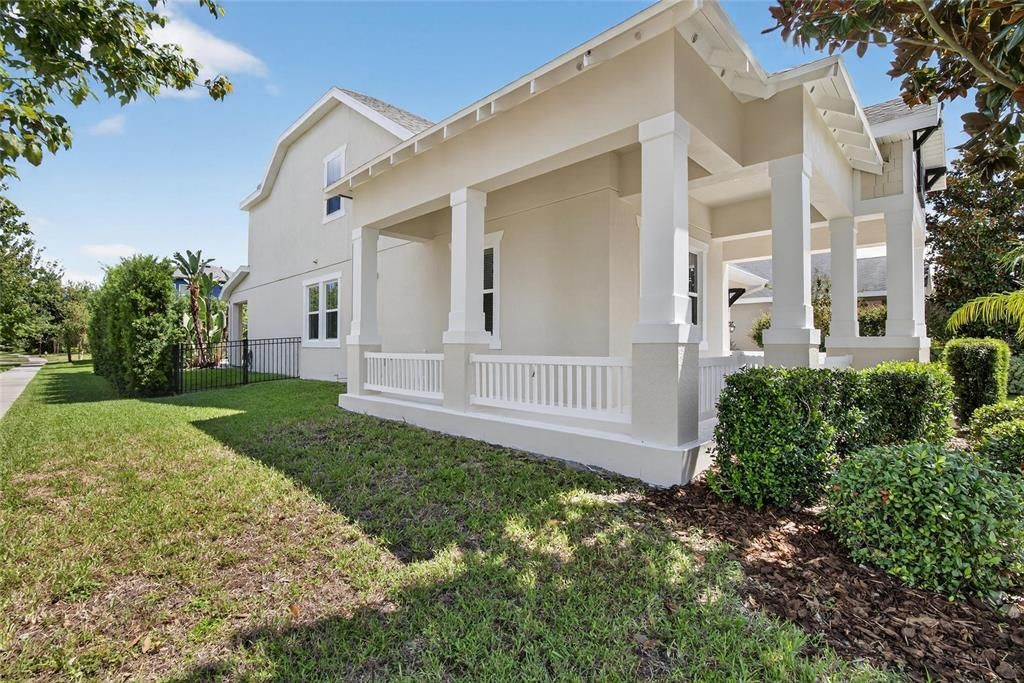 合同活跃: $635,000 (4 贝兹, 2 浴室, 2658 平方英尺)