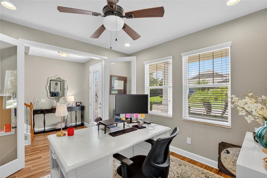 合同活跃: $635,000 (4 贝兹, 2 浴室, 2658 平方英尺)