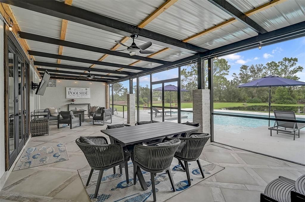 For Sale: $1,675,000 (5 beds, 2 baths, 3112 Square Feet)