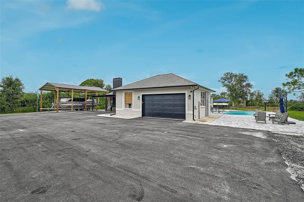 For Sale: $1,675,000 (5 beds, 2 baths, 3112 Square Feet)