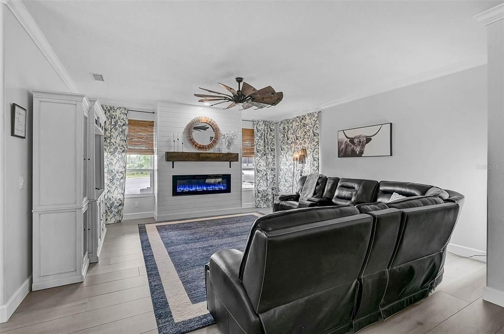 For Sale: $1,675,000 (5 beds, 2 baths, 3112 Square Feet)