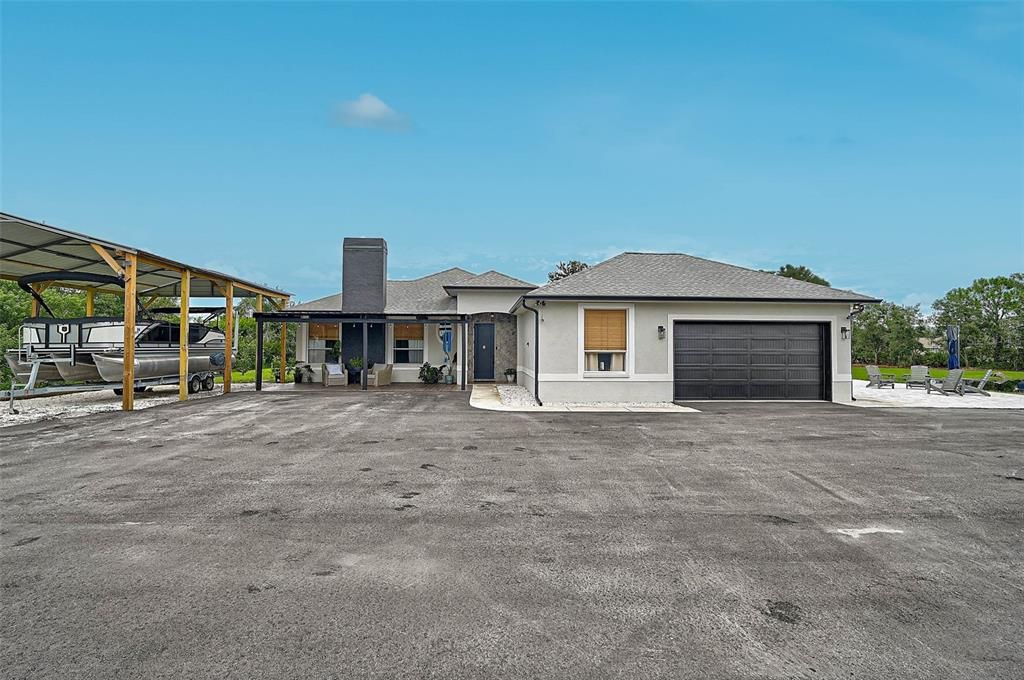 For Sale: $1,675,000 (5 beds, 2 baths, 3112 Square Feet)