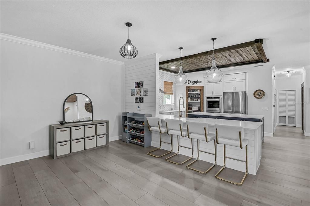 For Sale: $1,675,000 (5 beds, 2 baths, 3112 Square Feet)