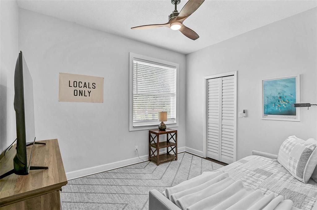 For Sale: $1,675,000 (5 beds, 2 baths, 3112 Square Feet)