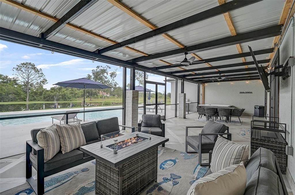 For Sale: $1,675,000 (5 beds, 2 baths, 3112 Square Feet)