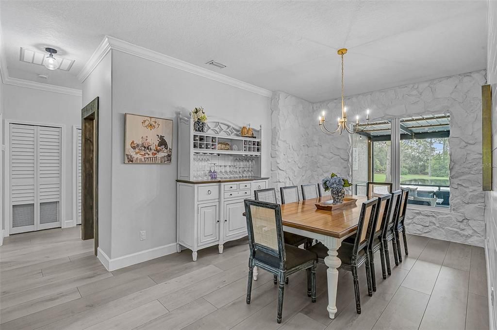 For Sale: $1,675,000 (5 beds, 2 baths, 3112 Square Feet)