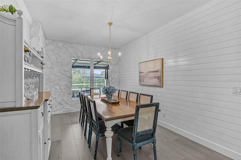 For Sale: $1,675,000 (5 beds, 2 baths, 3112 Square Feet)