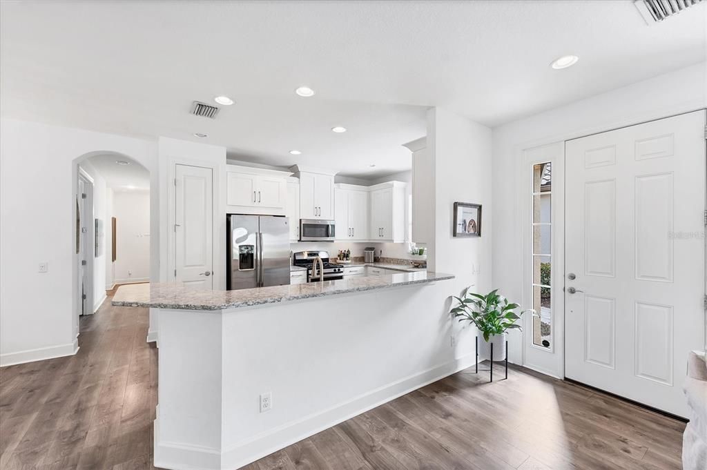 Active With Contract: $3,200 (3 beds, 2 baths, 1917 Square Feet)