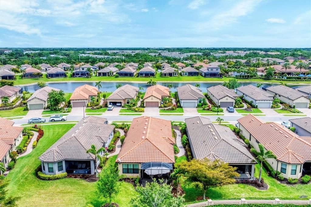 Active With Contract: $3,200 (3 beds, 2 baths, 1917 Square Feet)