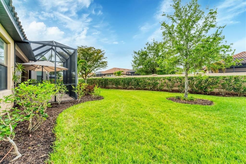 Active With Contract: $3,200 (3 beds, 2 baths, 1917 Square Feet)