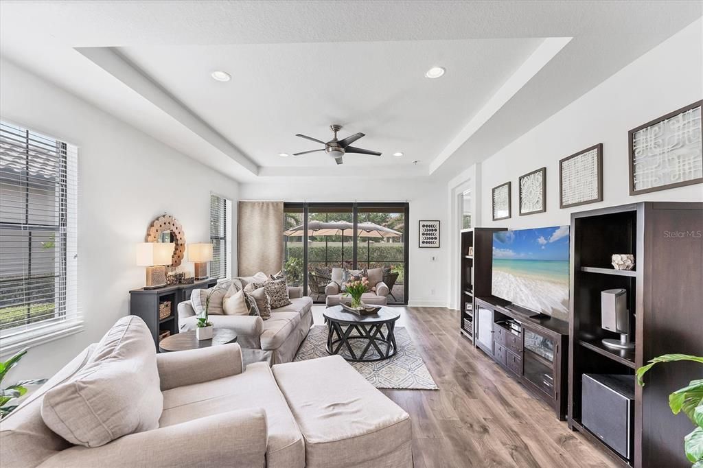 Active With Contract: $3,200 (3 beds, 2 baths, 1917 Square Feet)