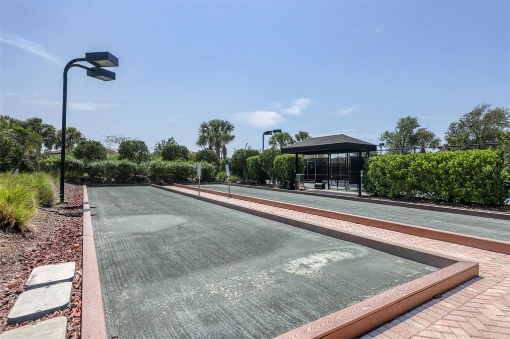 Active With Contract: $3,200 (3 beds, 2 baths, 1917 Square Feet)