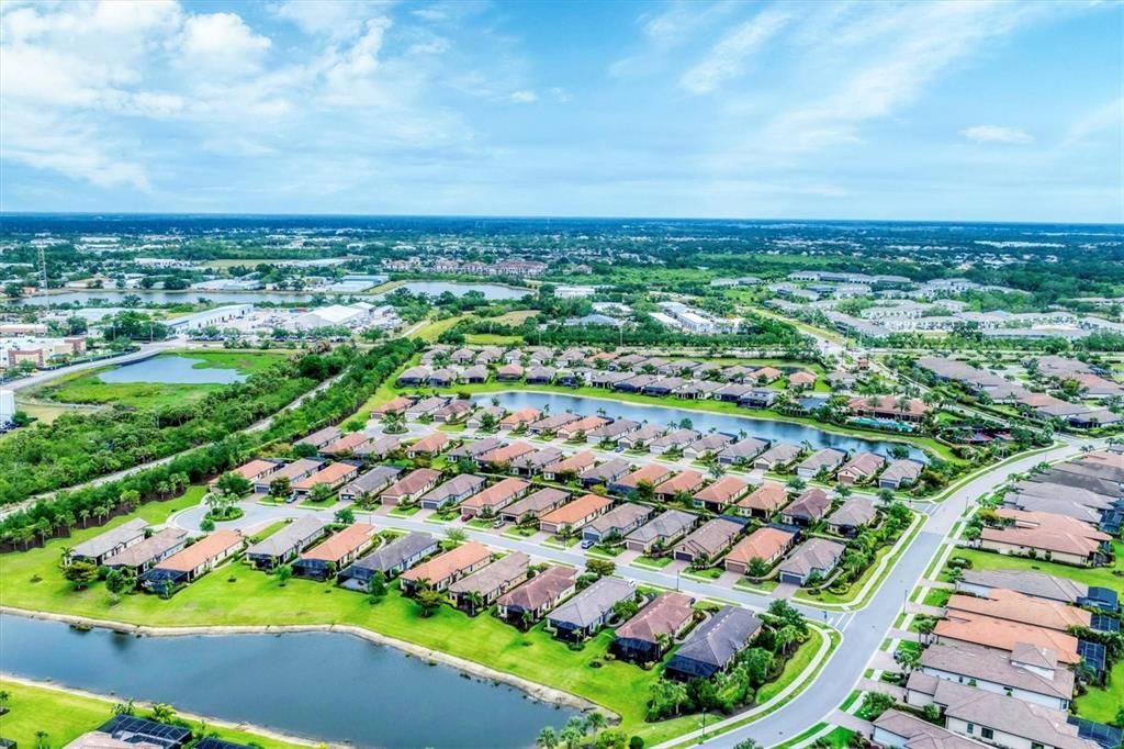 Active With Contract: $3,200 (3 beds, 2 baths, 1917 Square Feet)