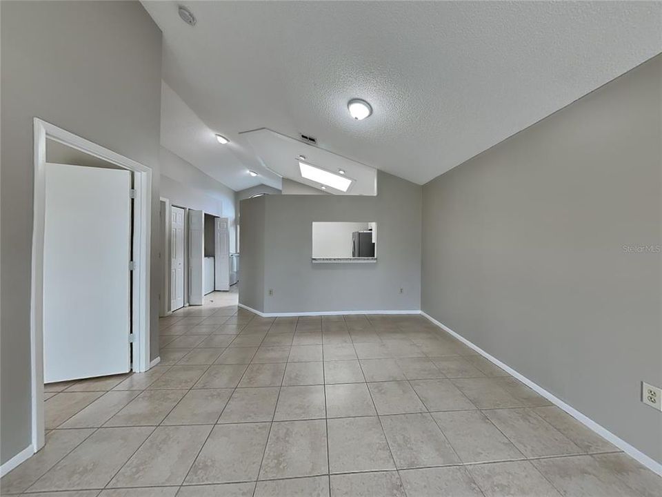 Active With Contract: $1,869 (3 beds, 2 baths, 1178 Square Feet)