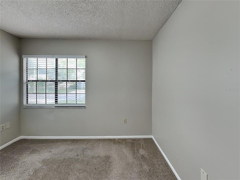 Active With Contract: $1,869 (3 beds, 2 baths, 1178 Square Feet)