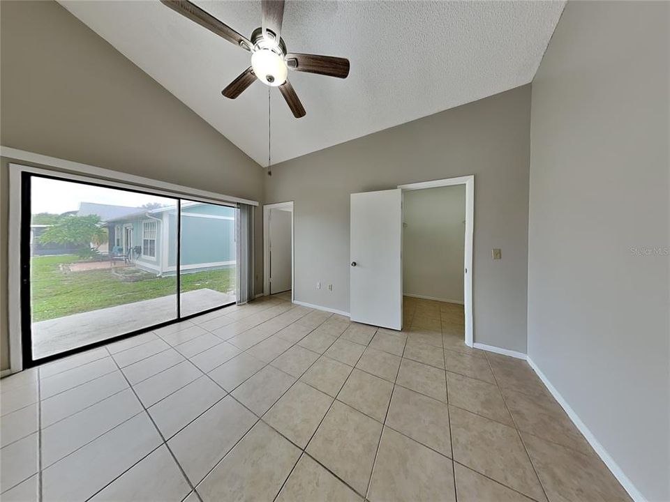 Active With Contract: $1,869 (3 beds, 2 baths, 1178 Square Feet)