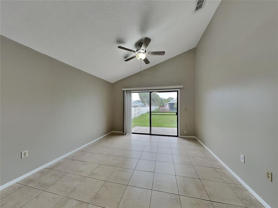 Active With Contract: $1,869 (3 beds, 2 baths, 1178 Square Feet)