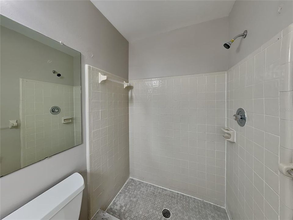 Active With Contract: $1,869 (3 beds, 2 baths, 1178 Square Feet)