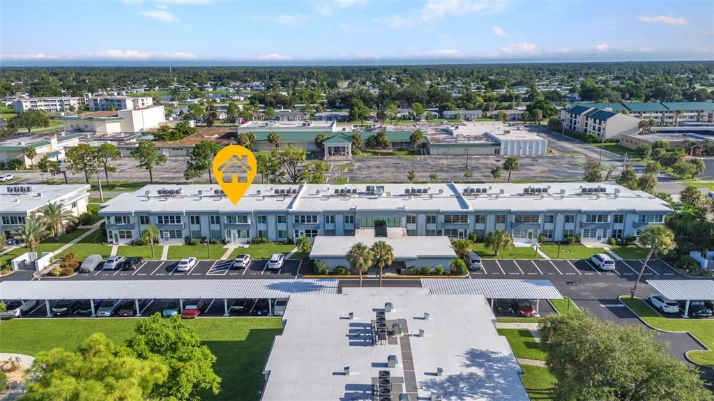 Activo con contrato: $77,900 (2 camas, 2 baños, 919 Pies cuadrados)
