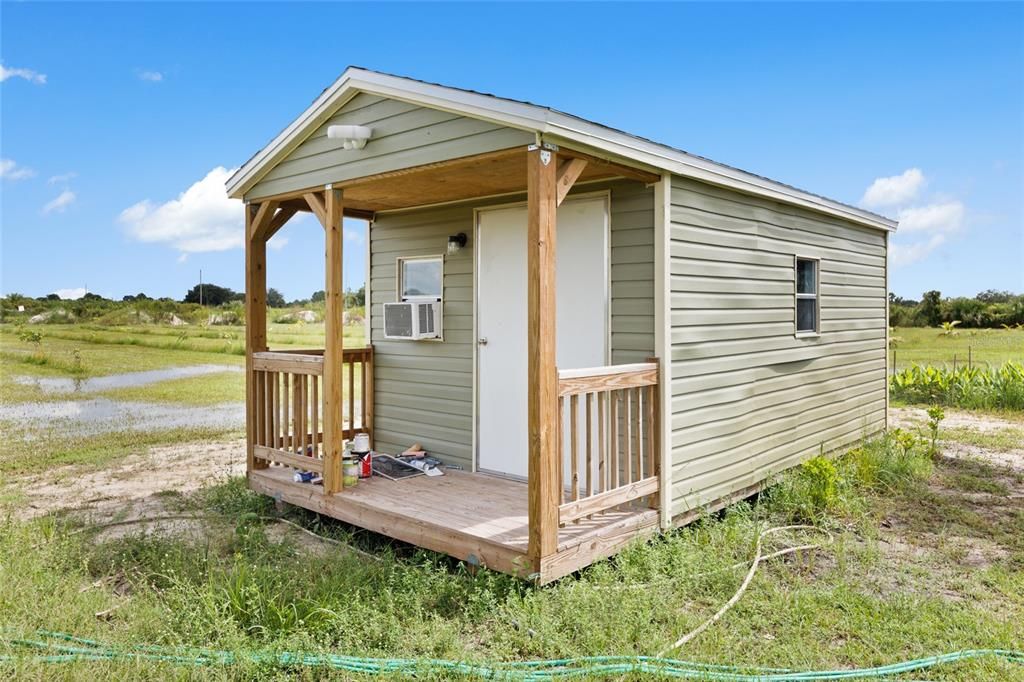 На продажу: $559,999 (10.00 acres)