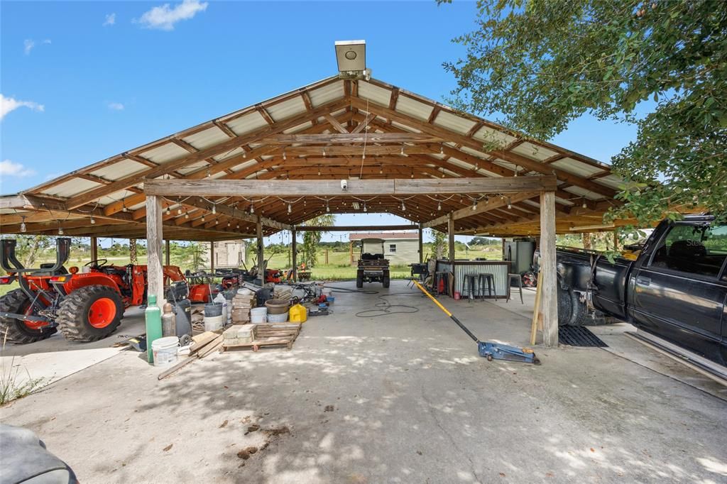 На продажу: $559,999 (10.00 acres)