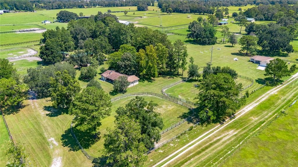 Vendido Recientemente: $1,395,000 (4 camas, 3 baños, 2480 Pies cuadrados)