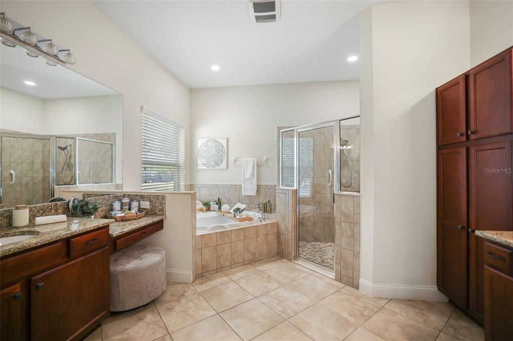 For Sale: $550,000 (4 beds, 3 baths, 2665 Square Feet)