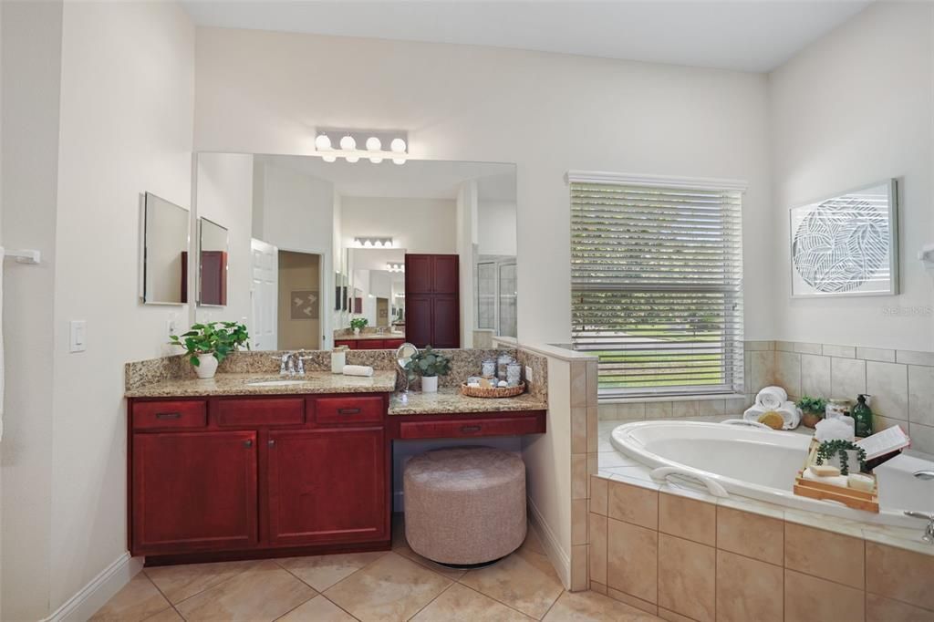 For Sale: $550,000 (4 beds, 3 baths, 2665 Square Feet)