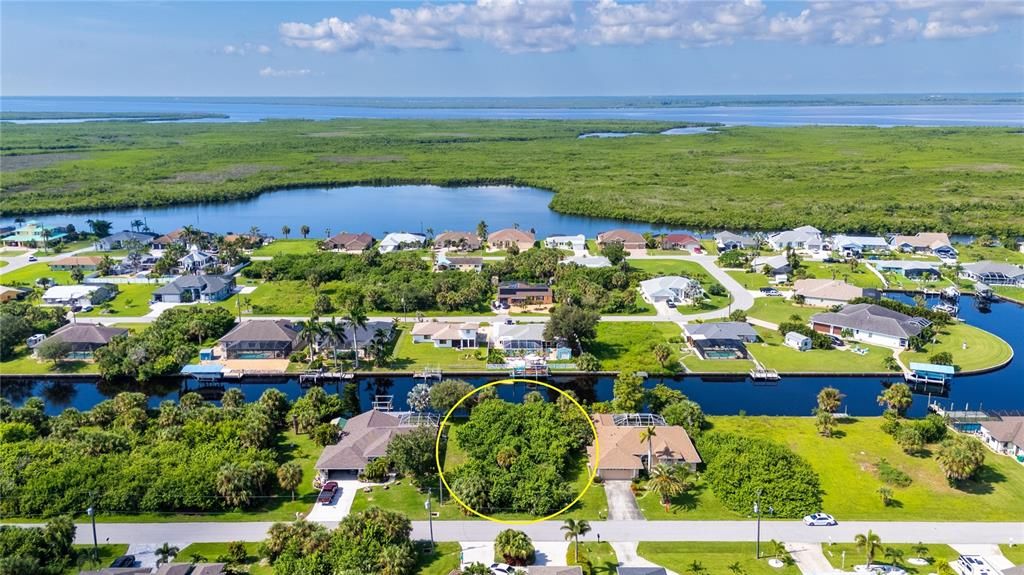 待售: $195,000 (0.23 acres)